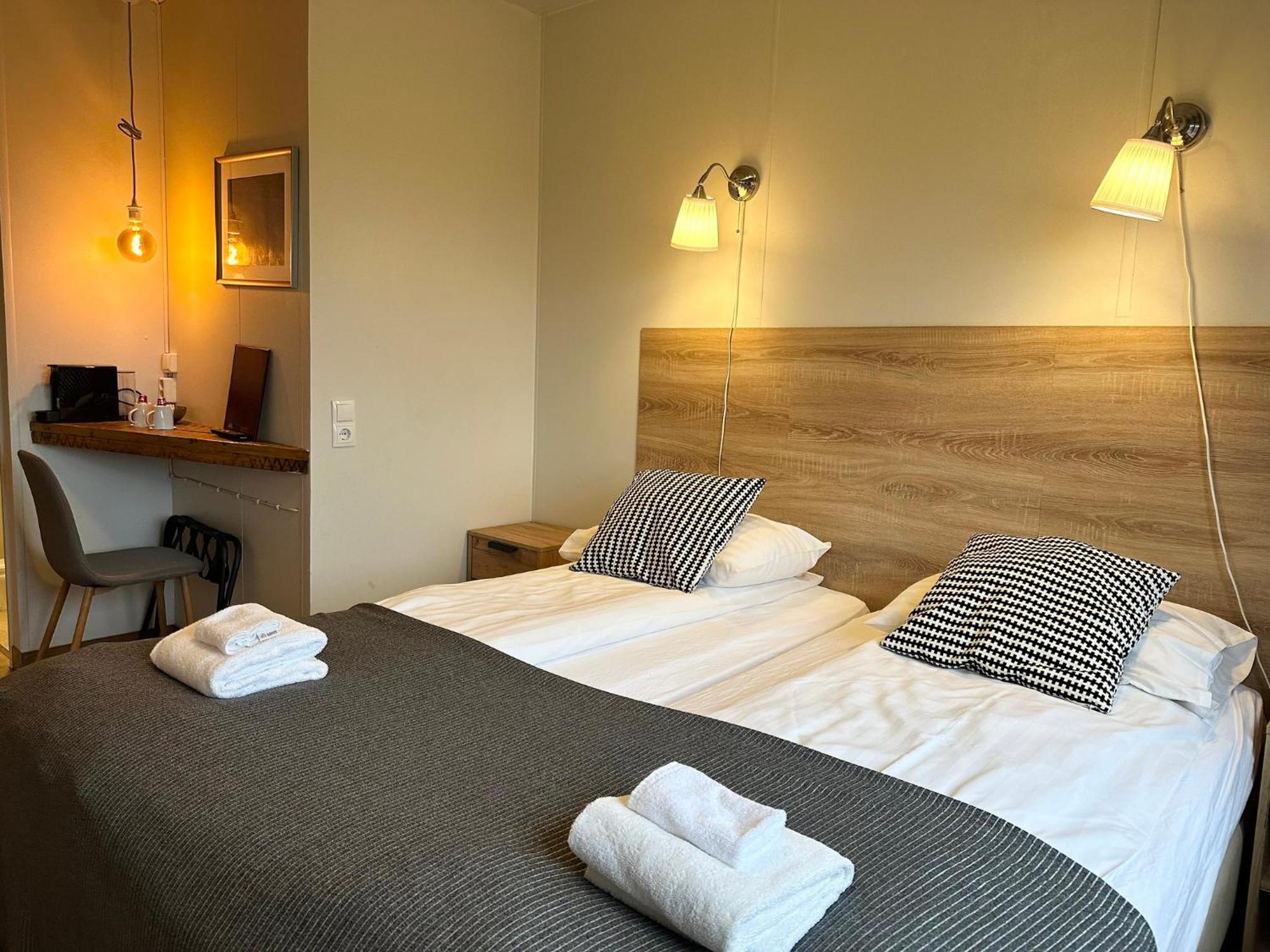 Hotel Laki Kirkjubaejarklaustur Bagian luar foto
